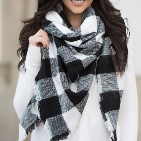 BLANKET SCARF - Picture 1 of 6